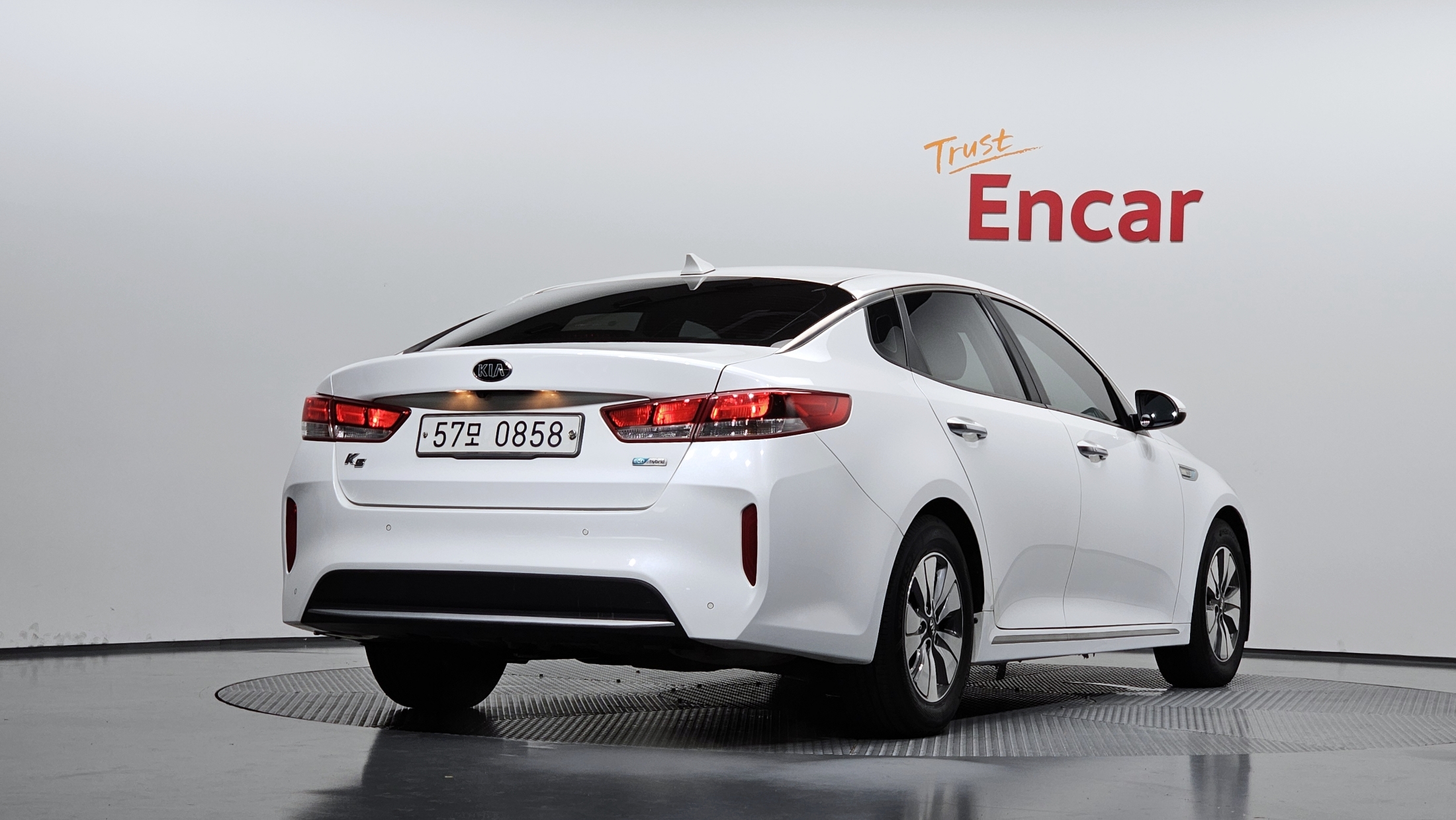 KIA K5 photo 2
