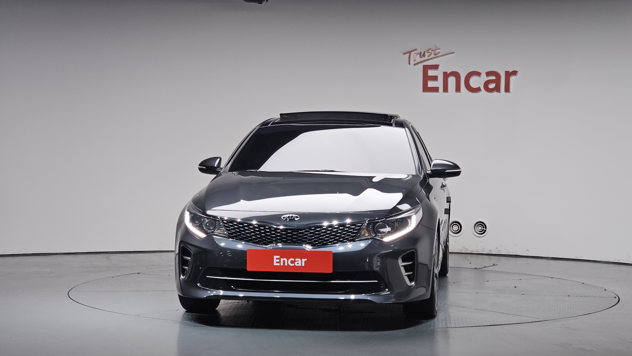 KIA K5 photo 3