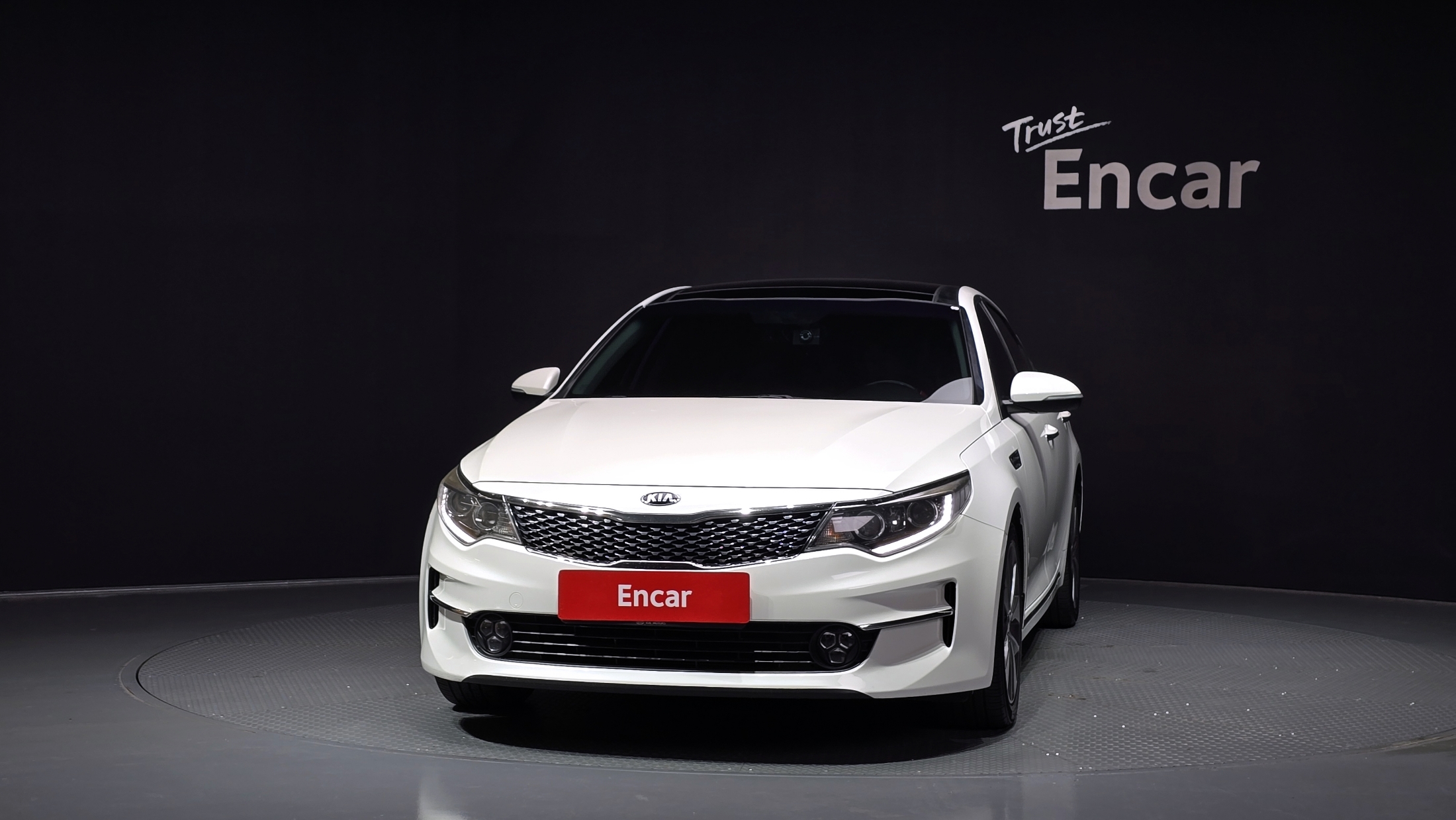 KIA K5 photo 3