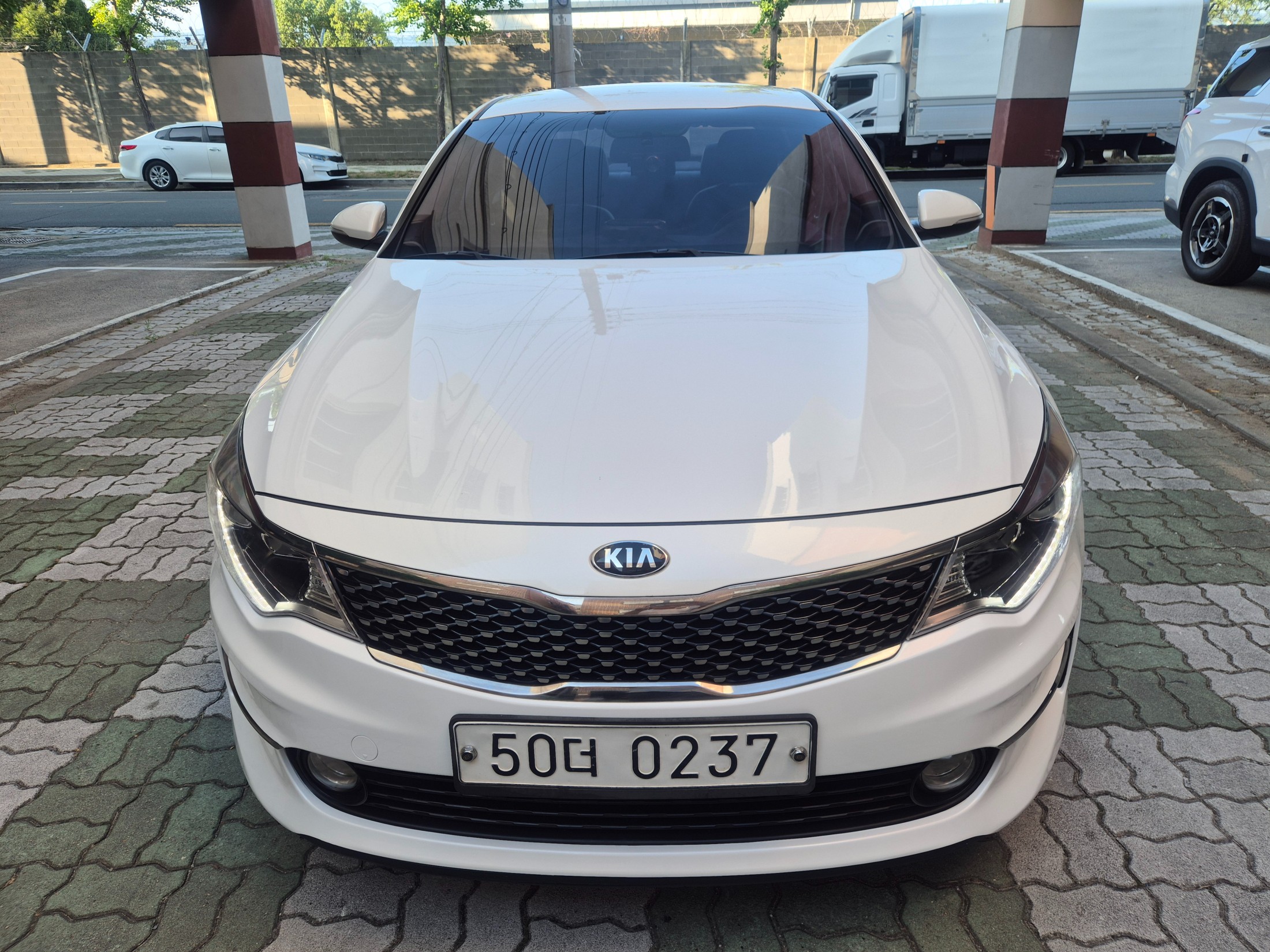 KIA K5
