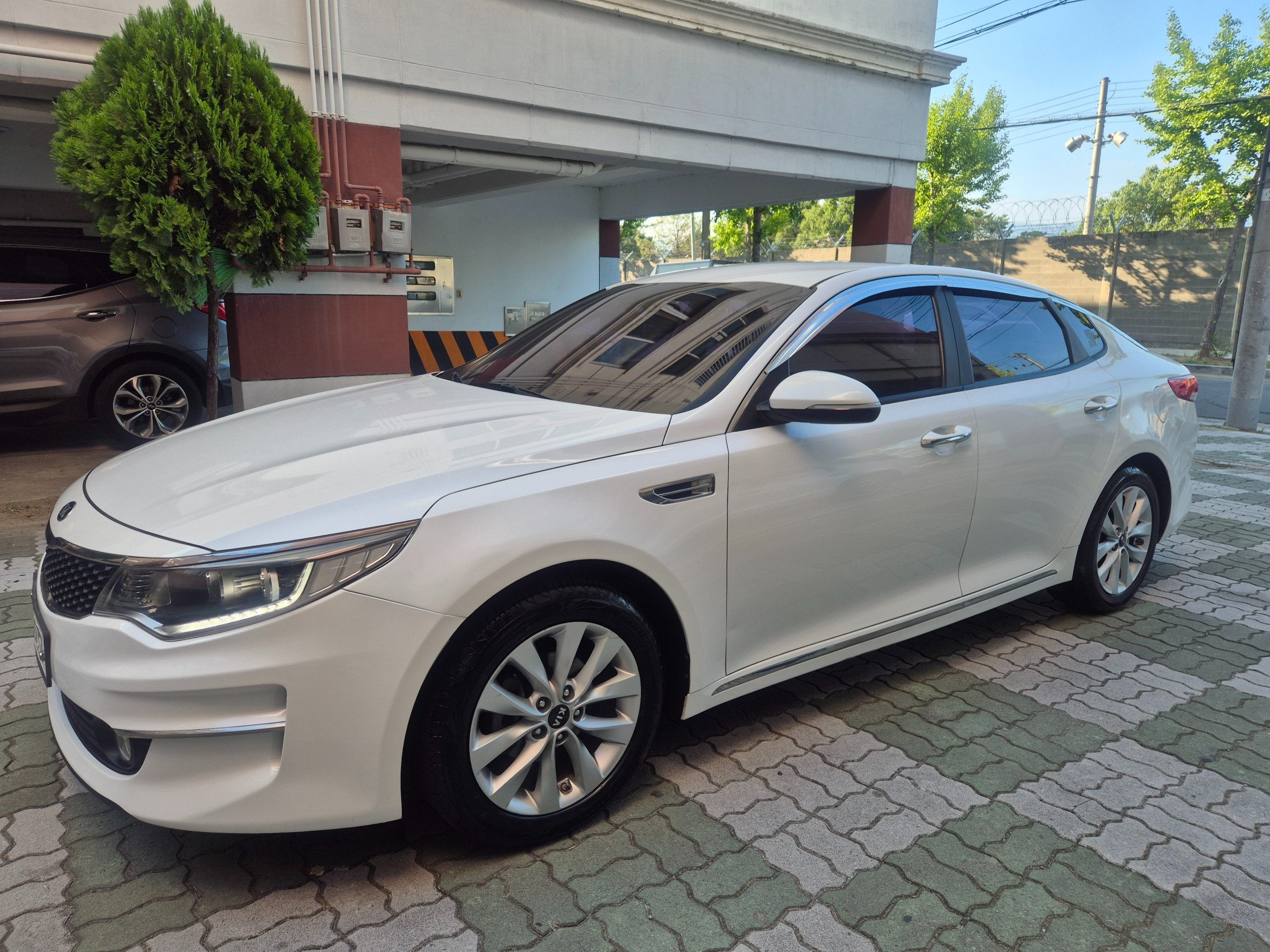 KIA K5 photo 3
