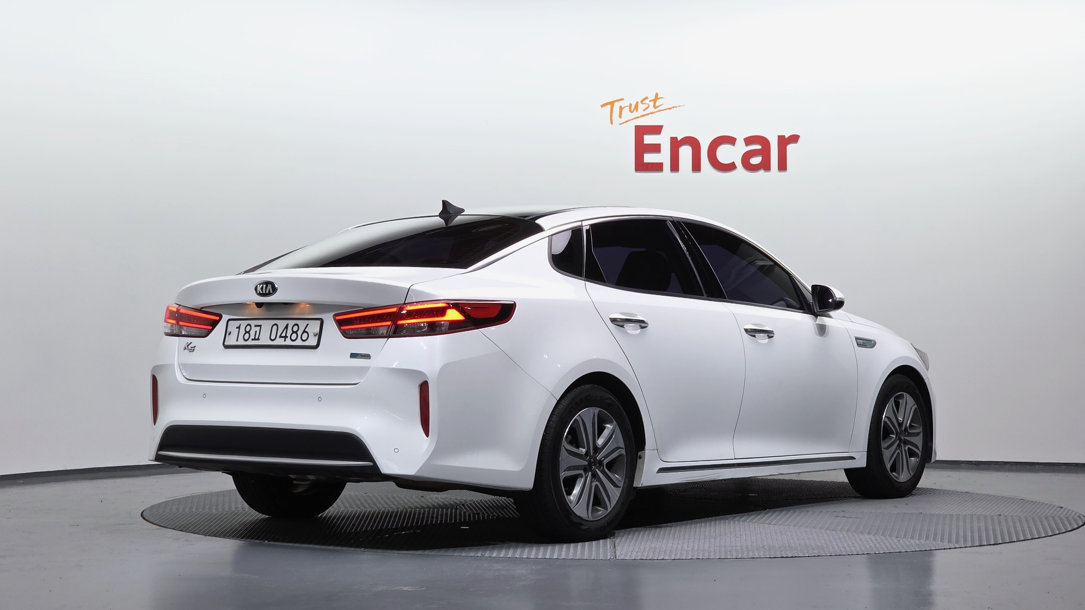 KIA K5 photo 2