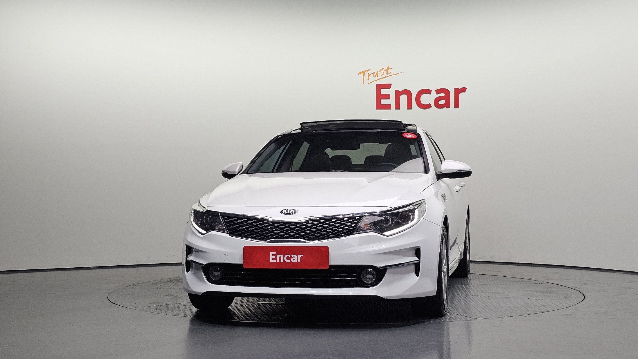 KIA K5 photo 3