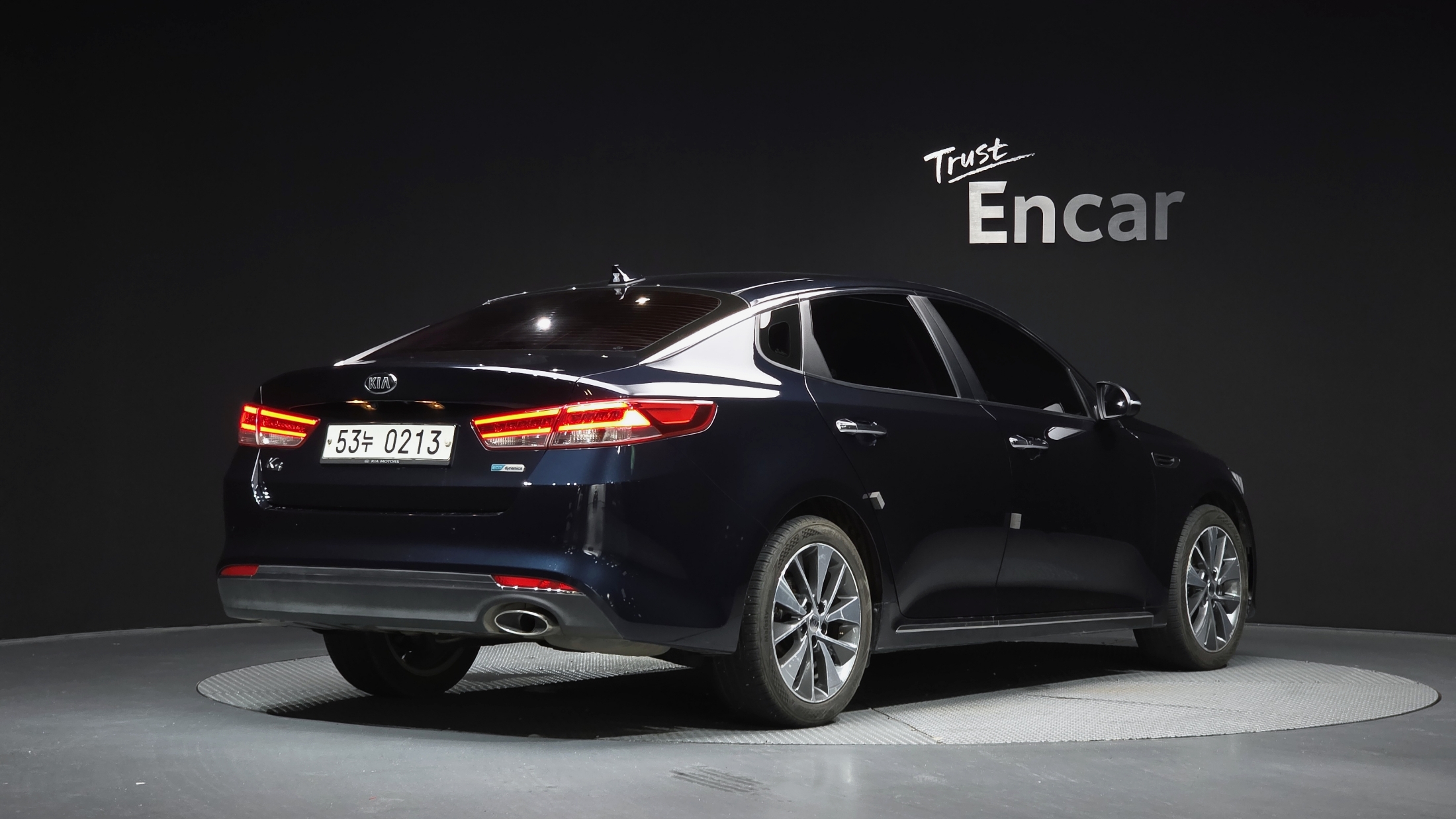 KIA K5 photo 2