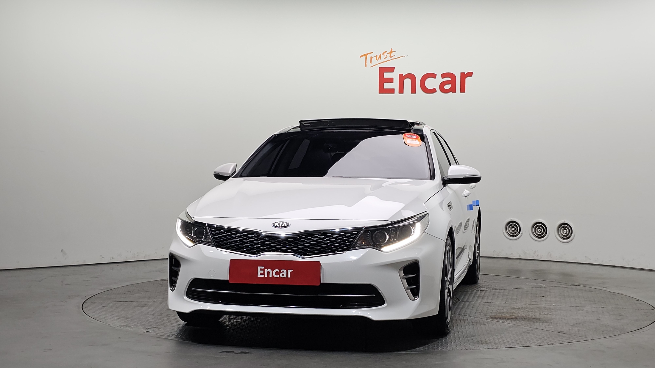 KIA K5 photo 3