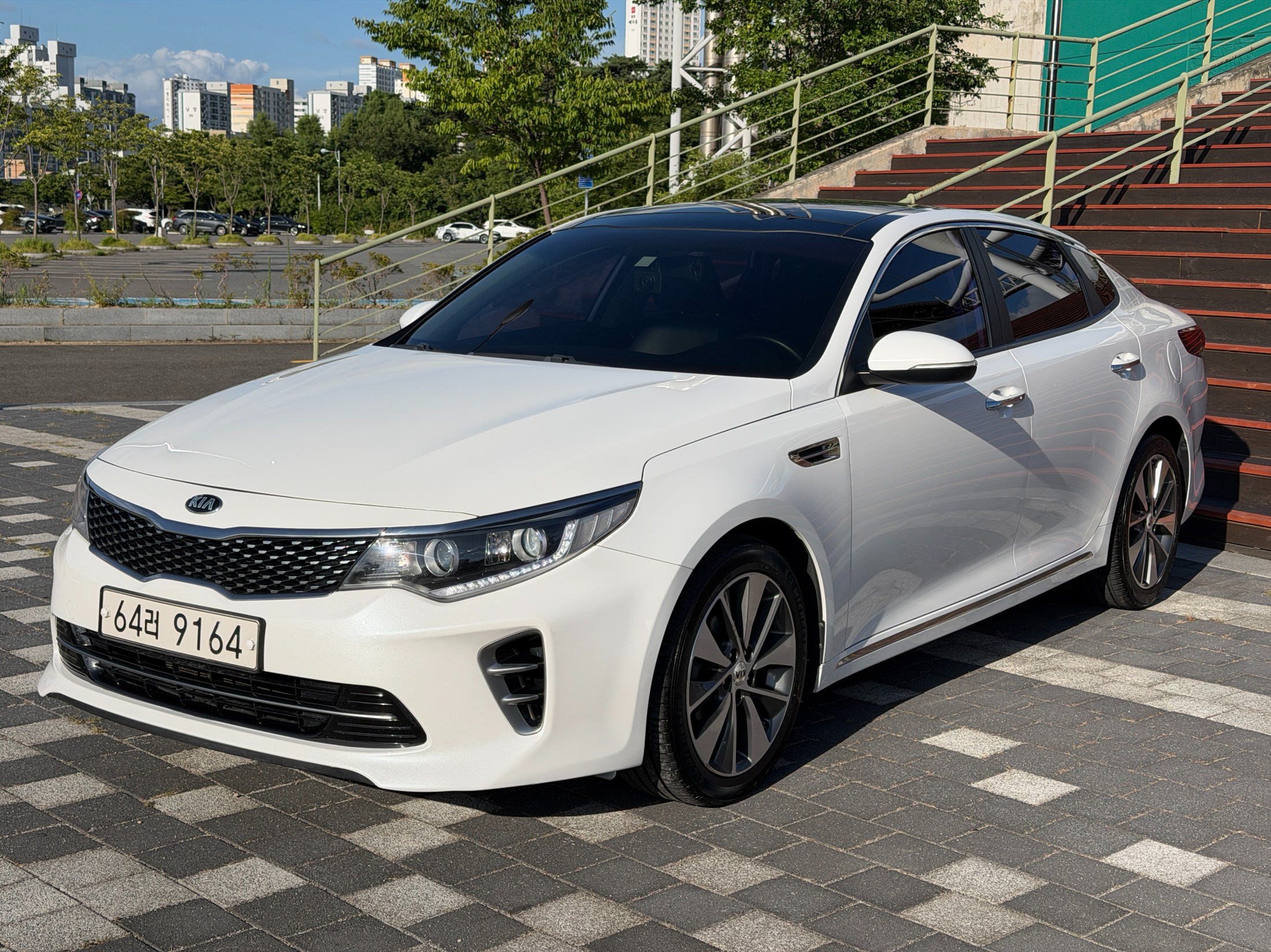 KIA K5