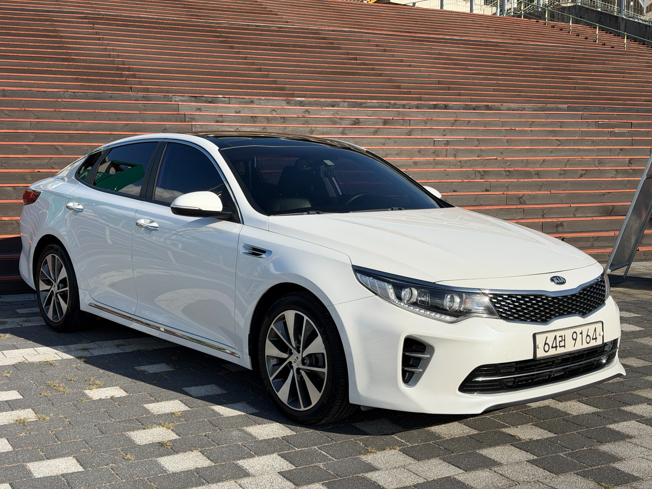 KIA K5 photo 3