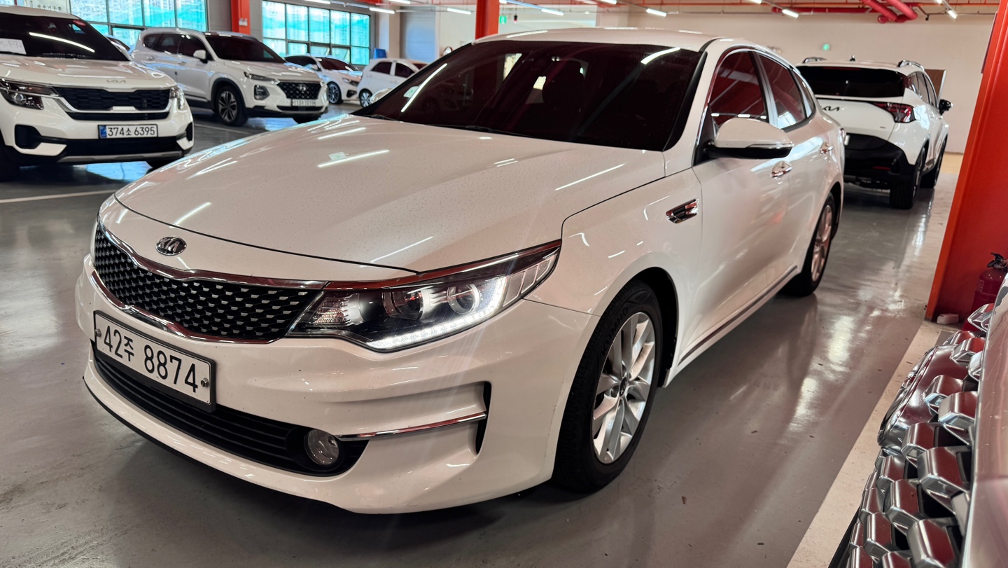 KIA K5