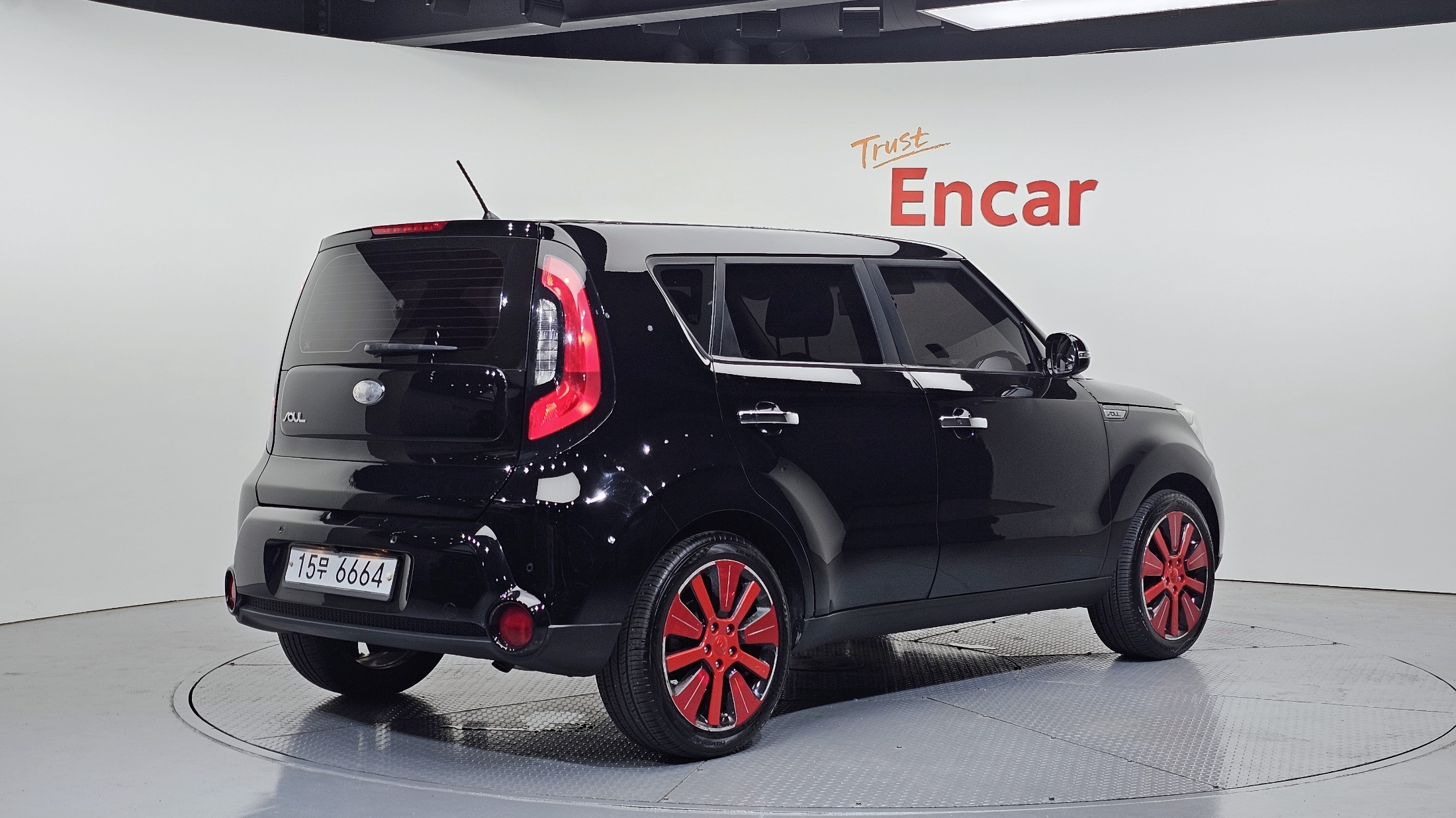 KIA SOUL photo 2