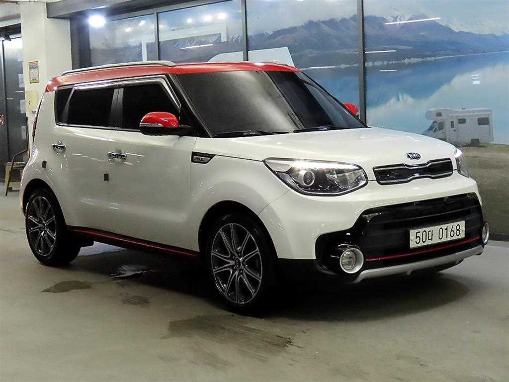 KIA SOUL photo 2