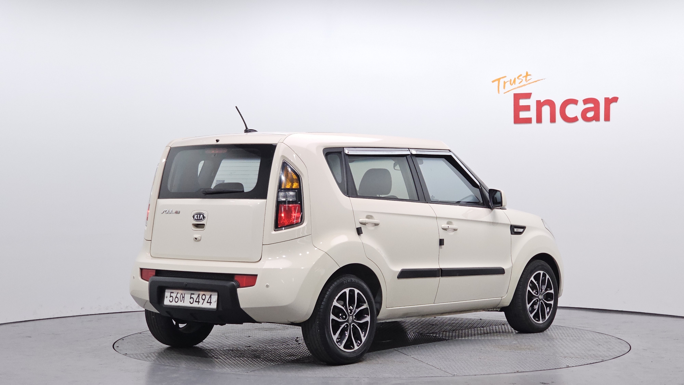KIA SOUL photo 2