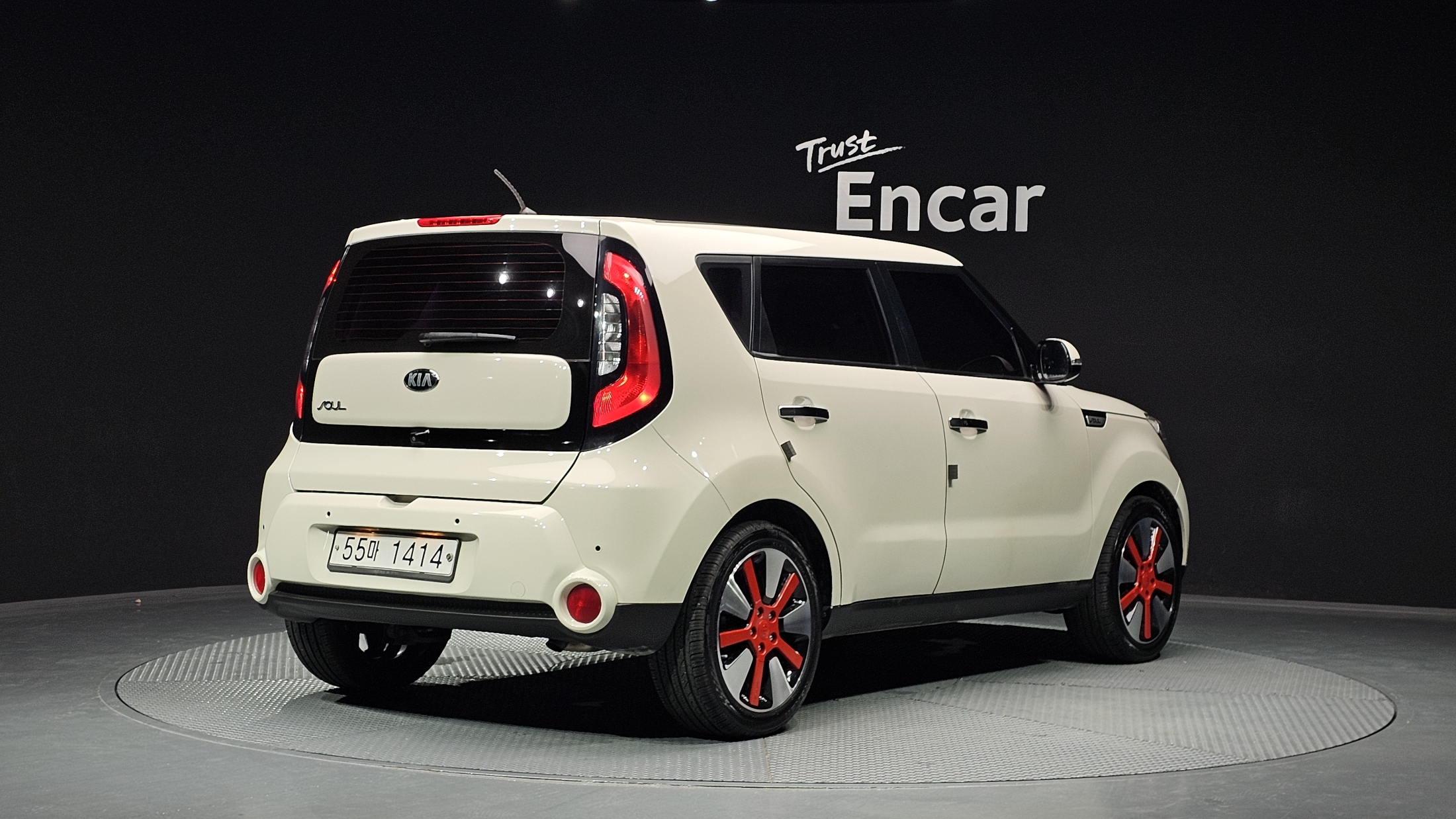 KIA SOUL photo 2