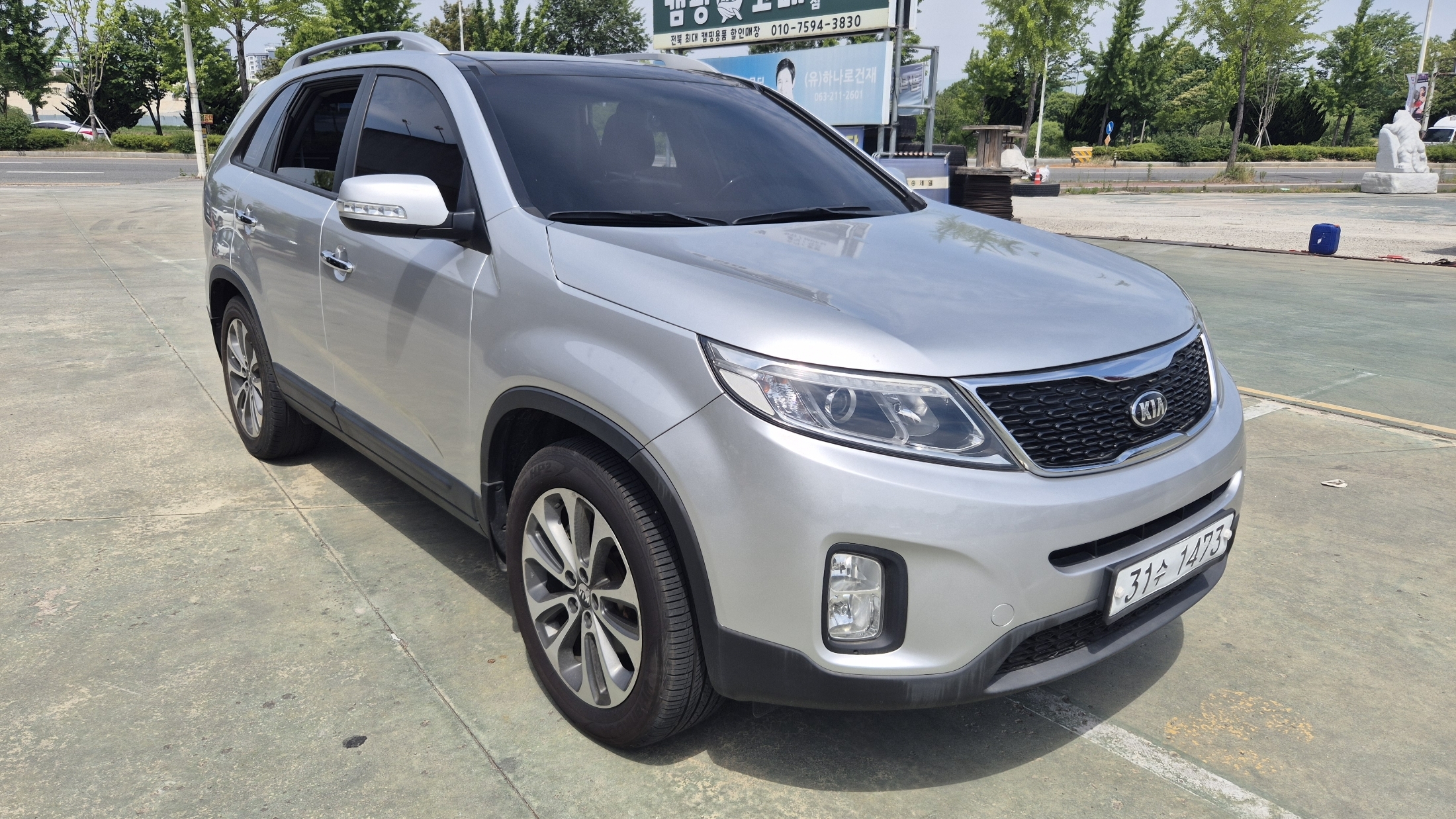 KIA SORENTO photo 3