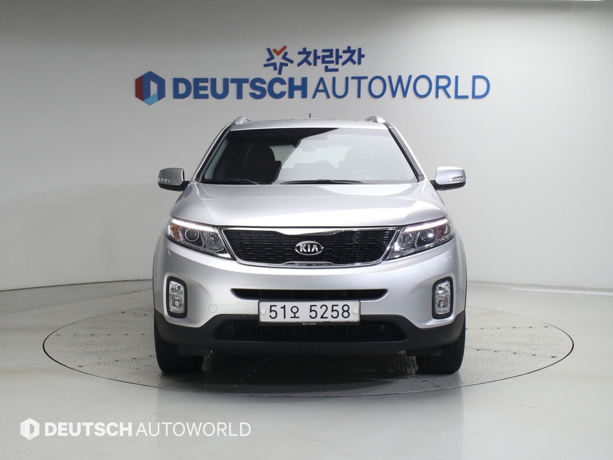 KIA SORENTO photo 3