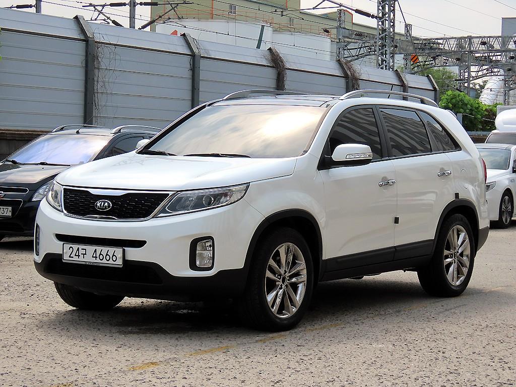 KIA SORENTO photo 2