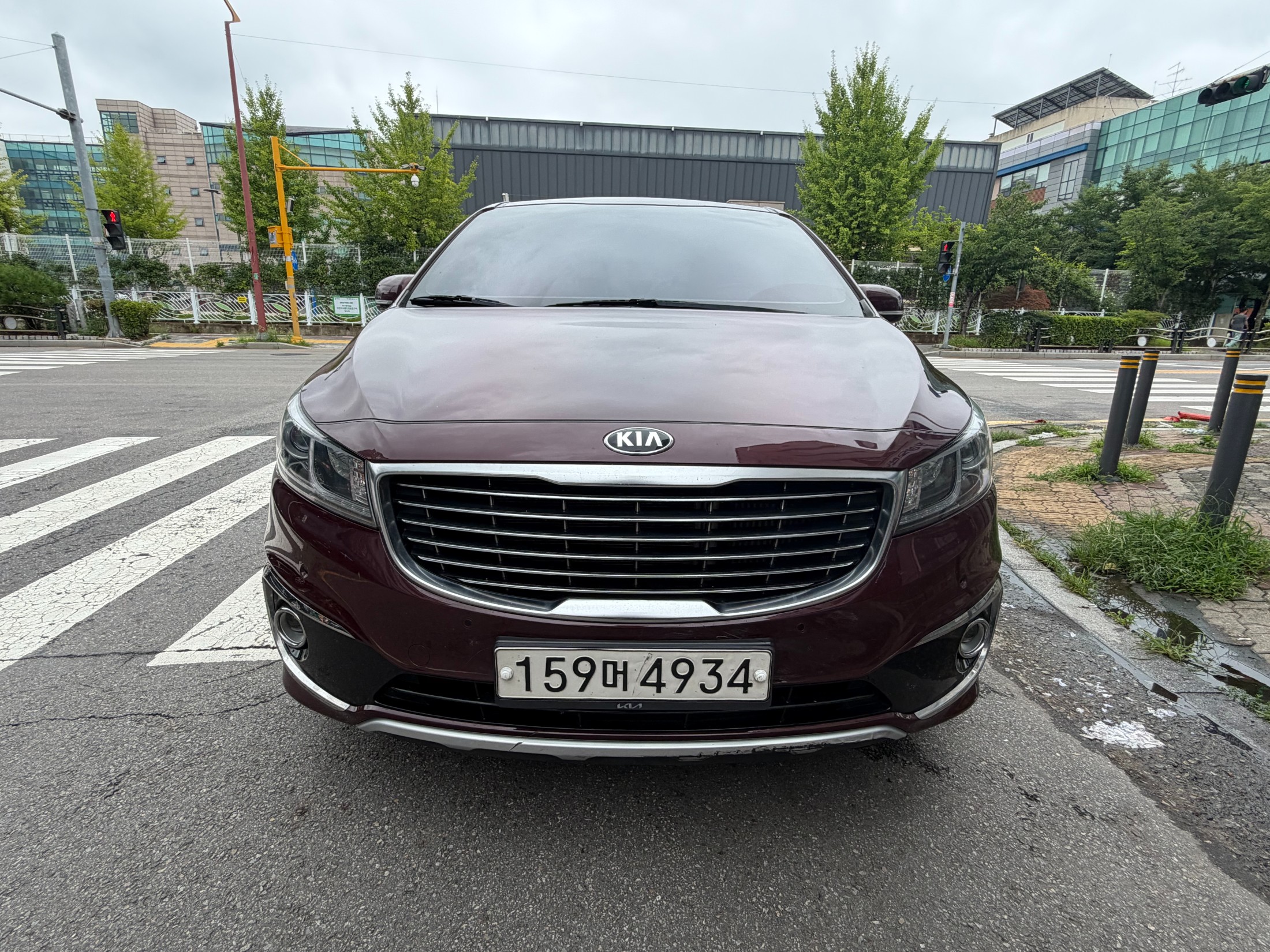 KIA CARNIVAL photo 2