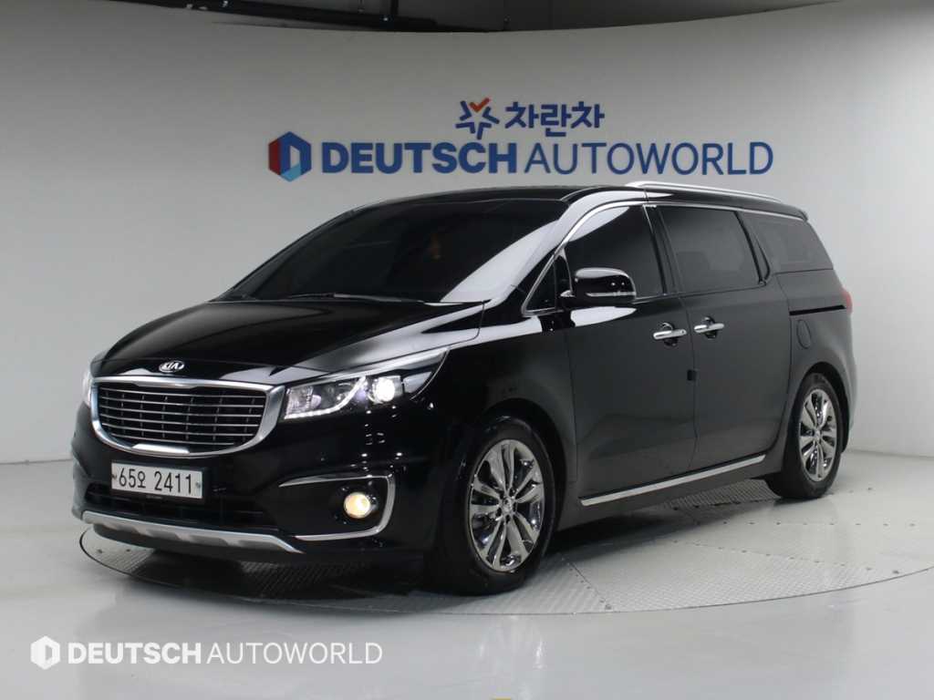 KIA CARNIVAL