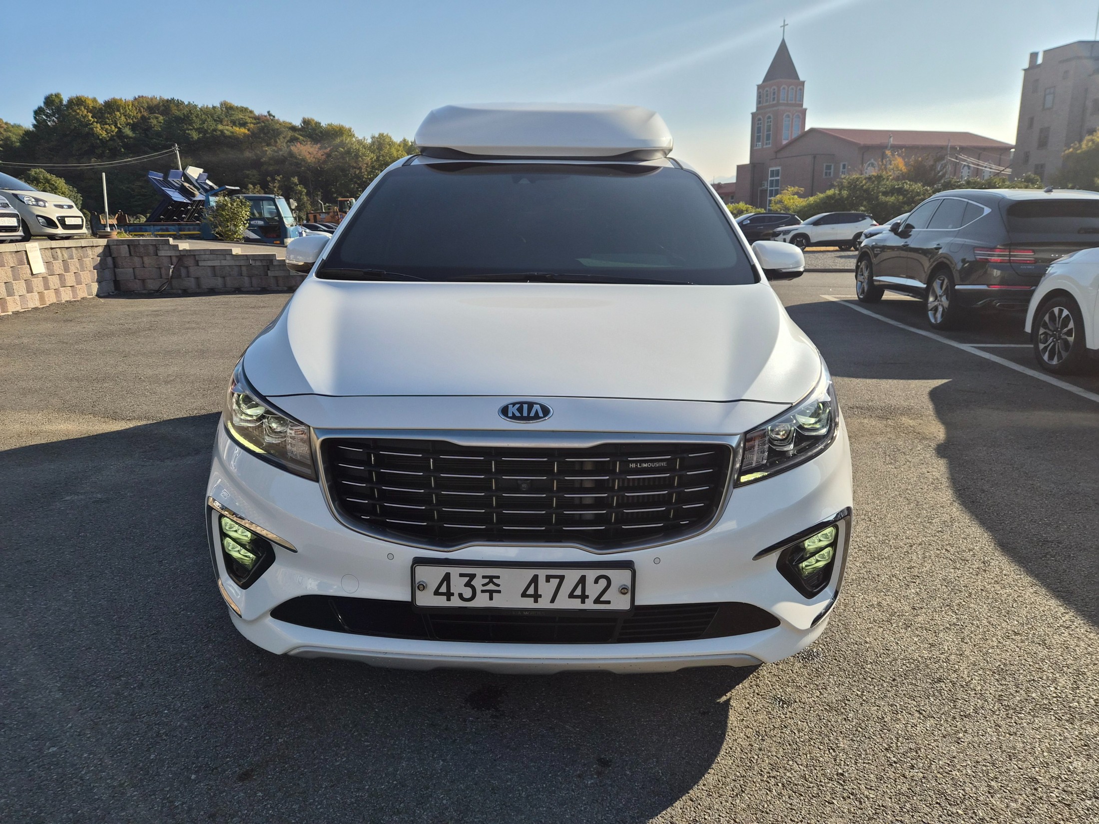 KIA CARNIVAL