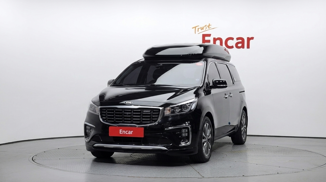 KIA CARNIVAL photo 3