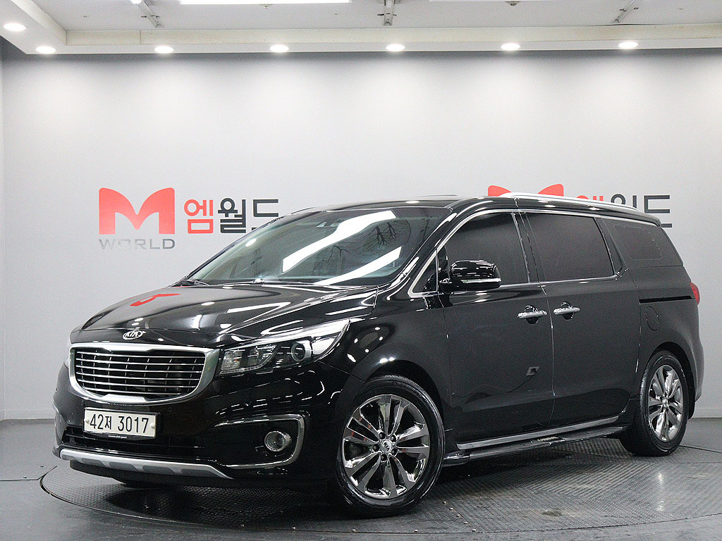 KIA CARNIVAL