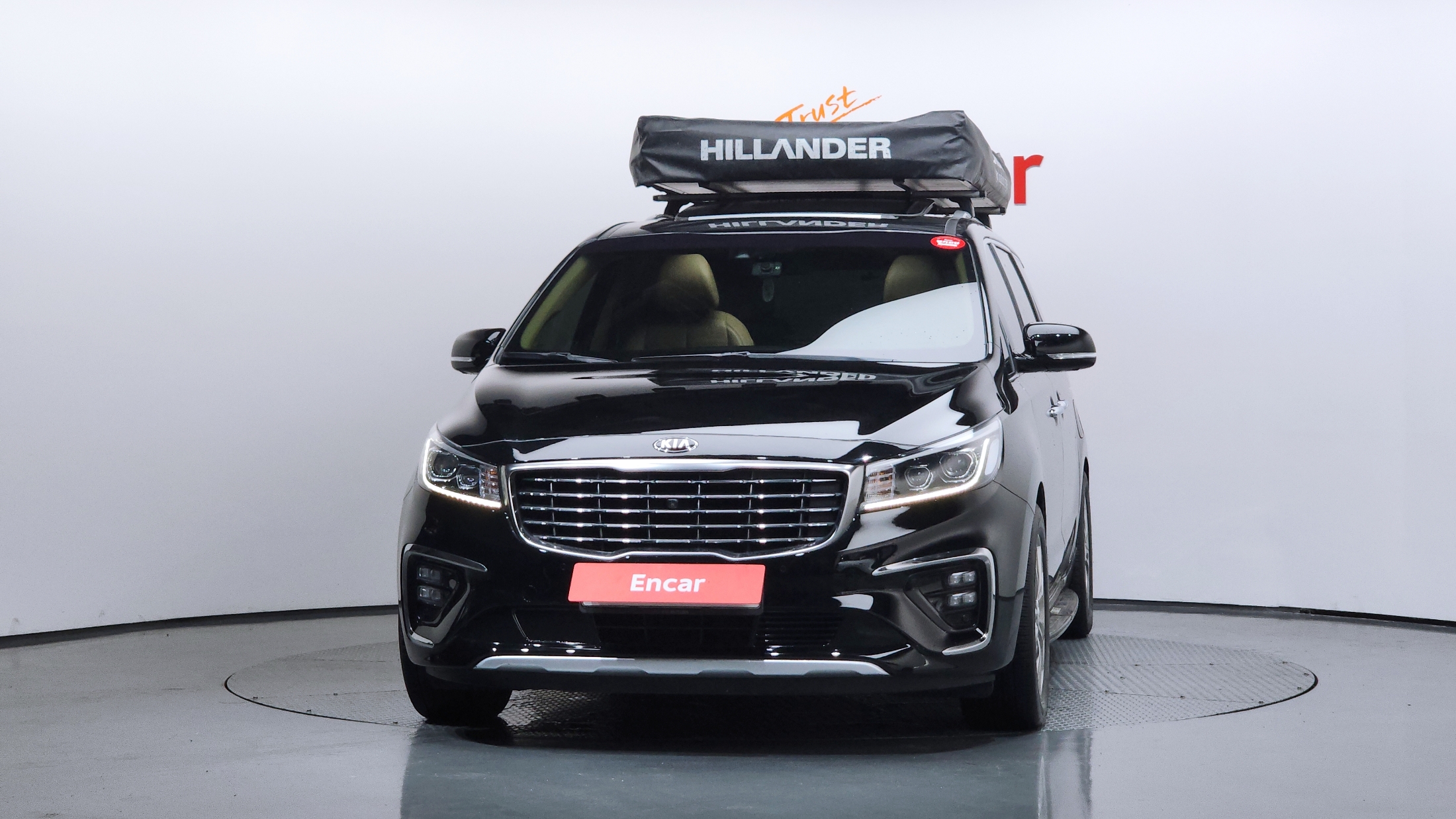 KIA CARNIVAL photo 3