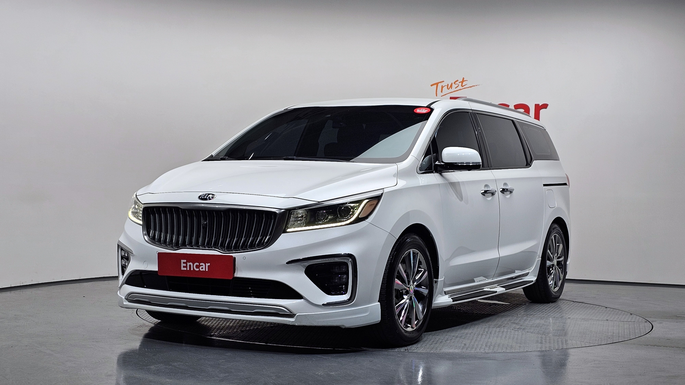KIA CARNIVAL 2019