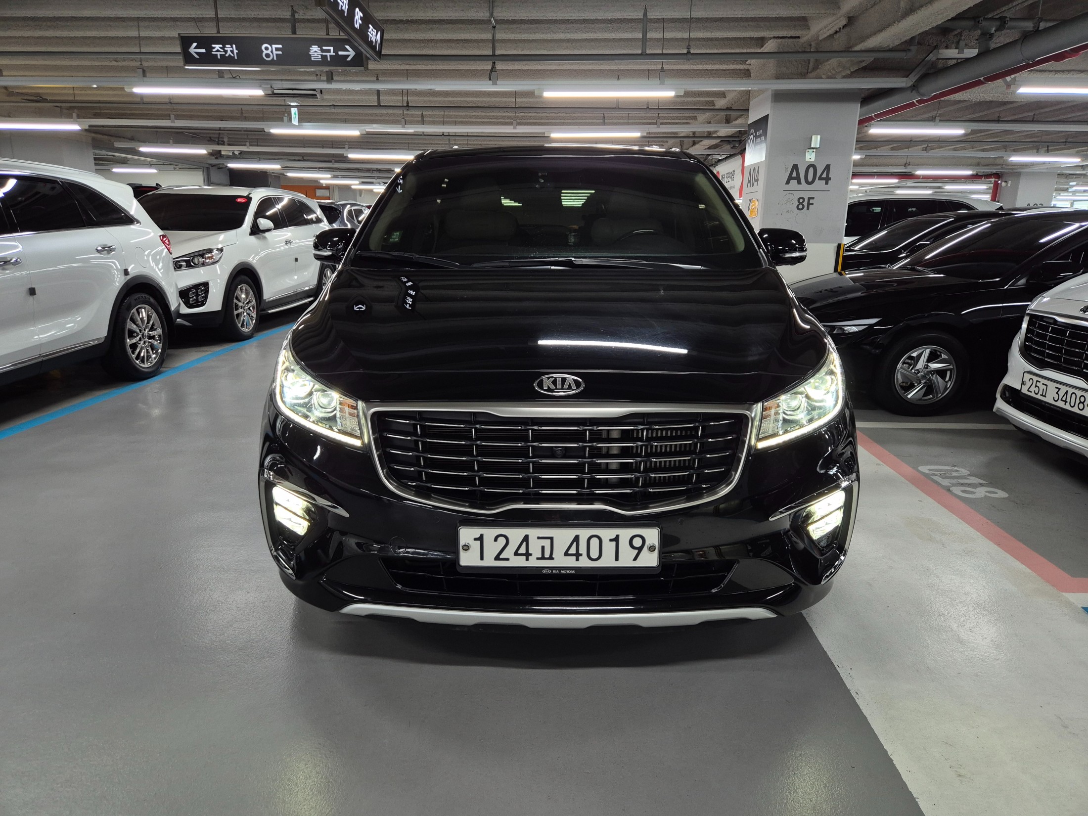 KIA CARNIVAL