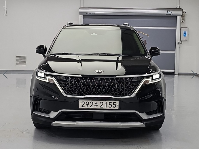 KIA CARNIVAL photo 2