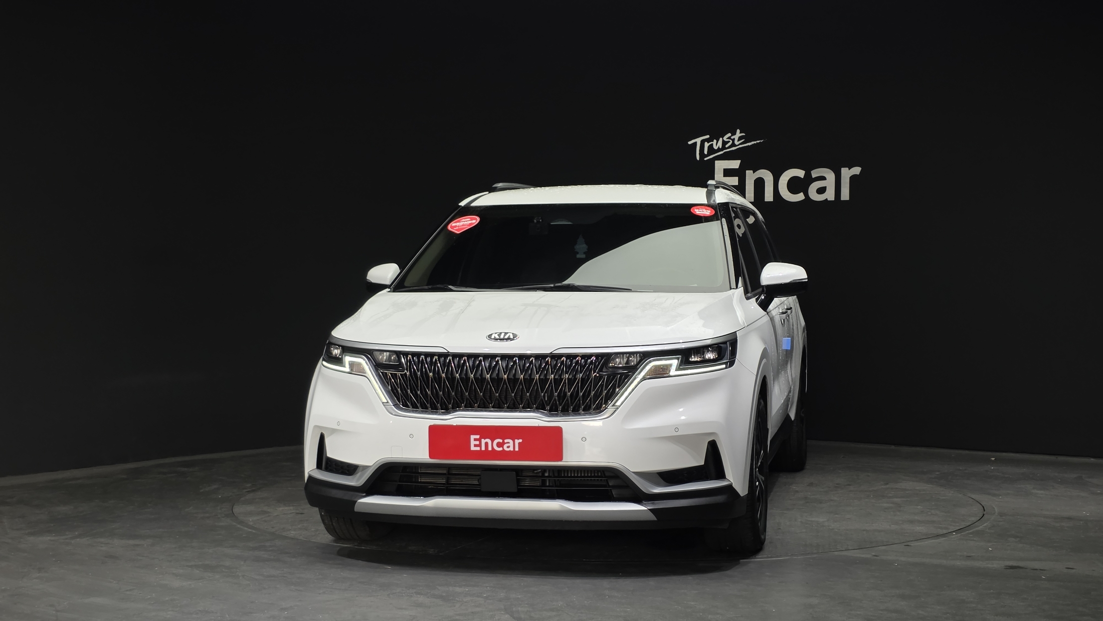 KIA CARNIVAL photo 3