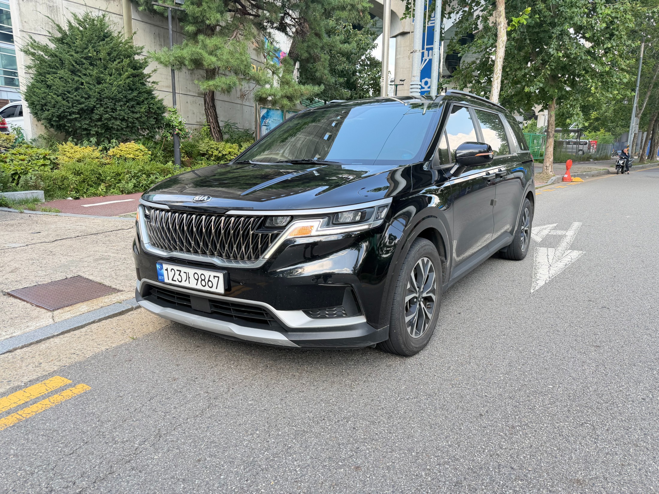 KIA CARNIVAL