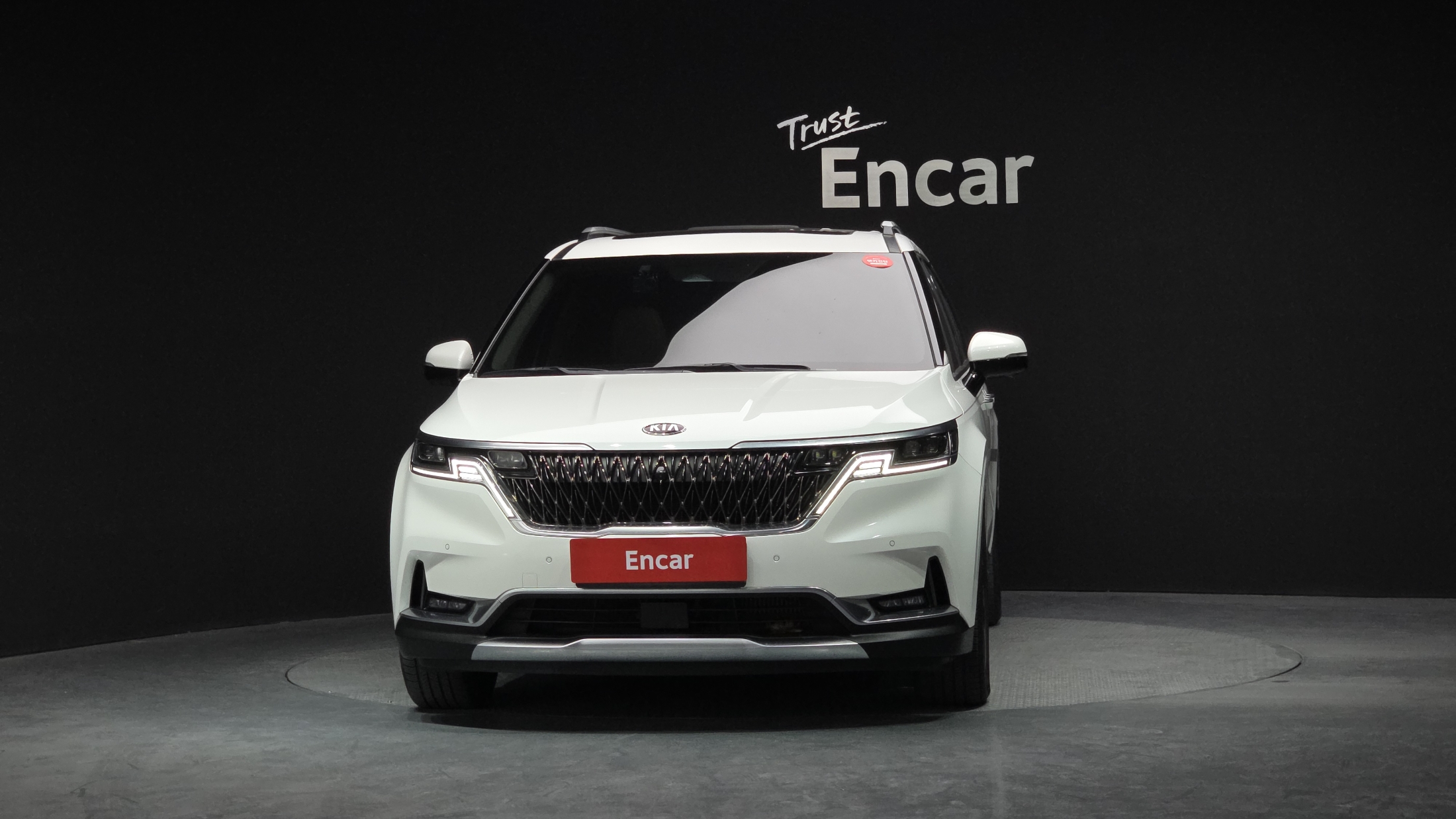 KIA CARNIVAL photo 3