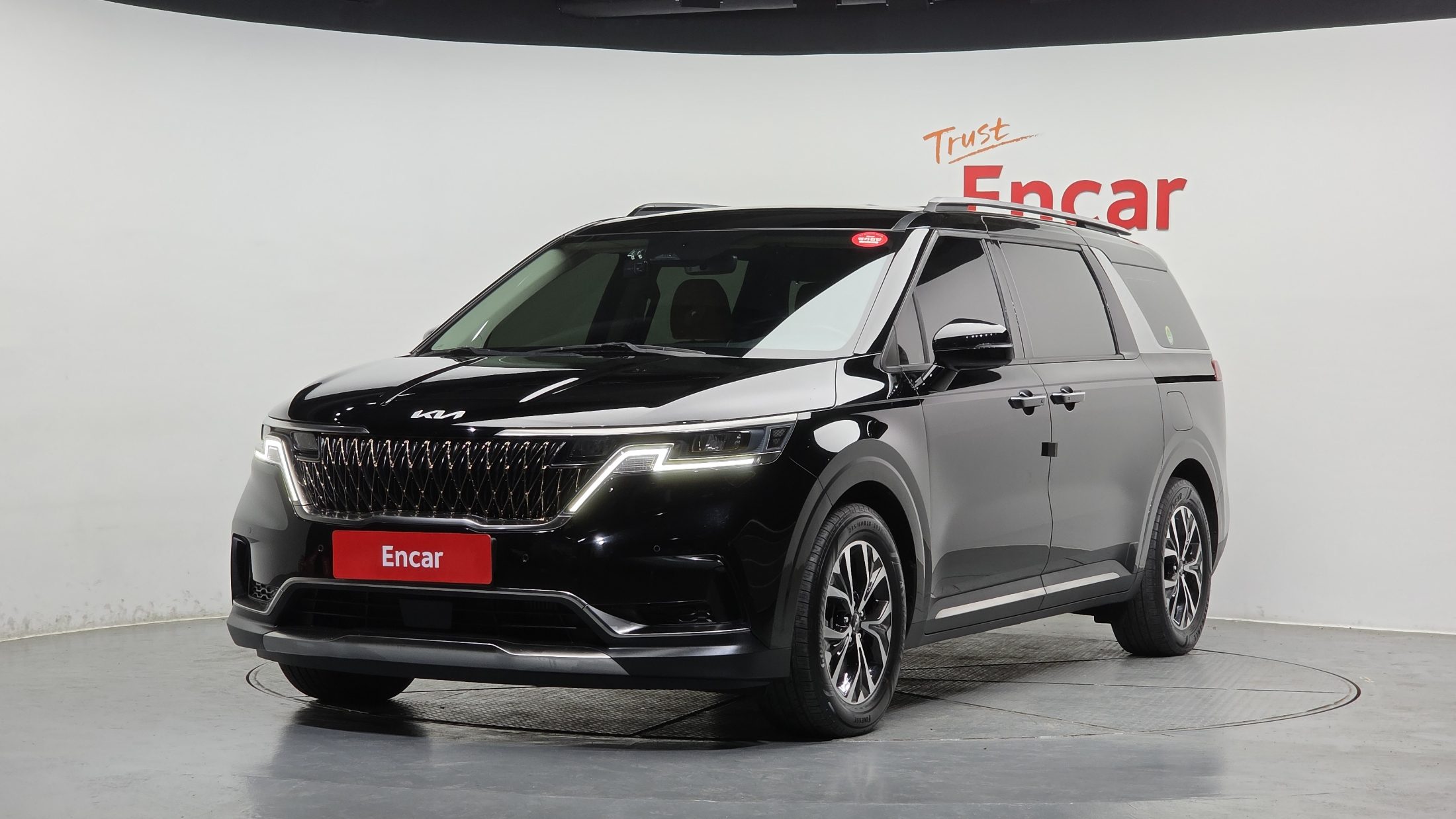 KIA CARNIVAL 2023