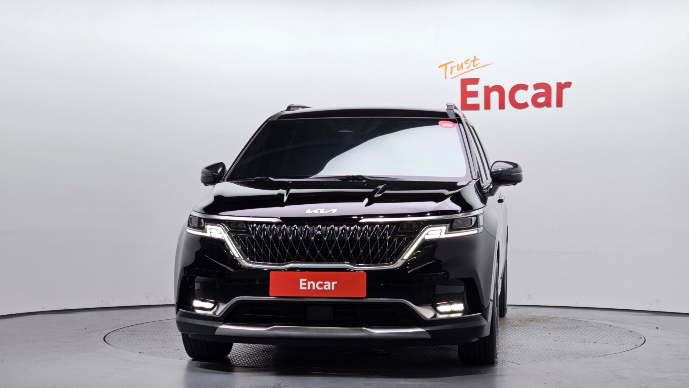 KIA CARNIVAL photo 3