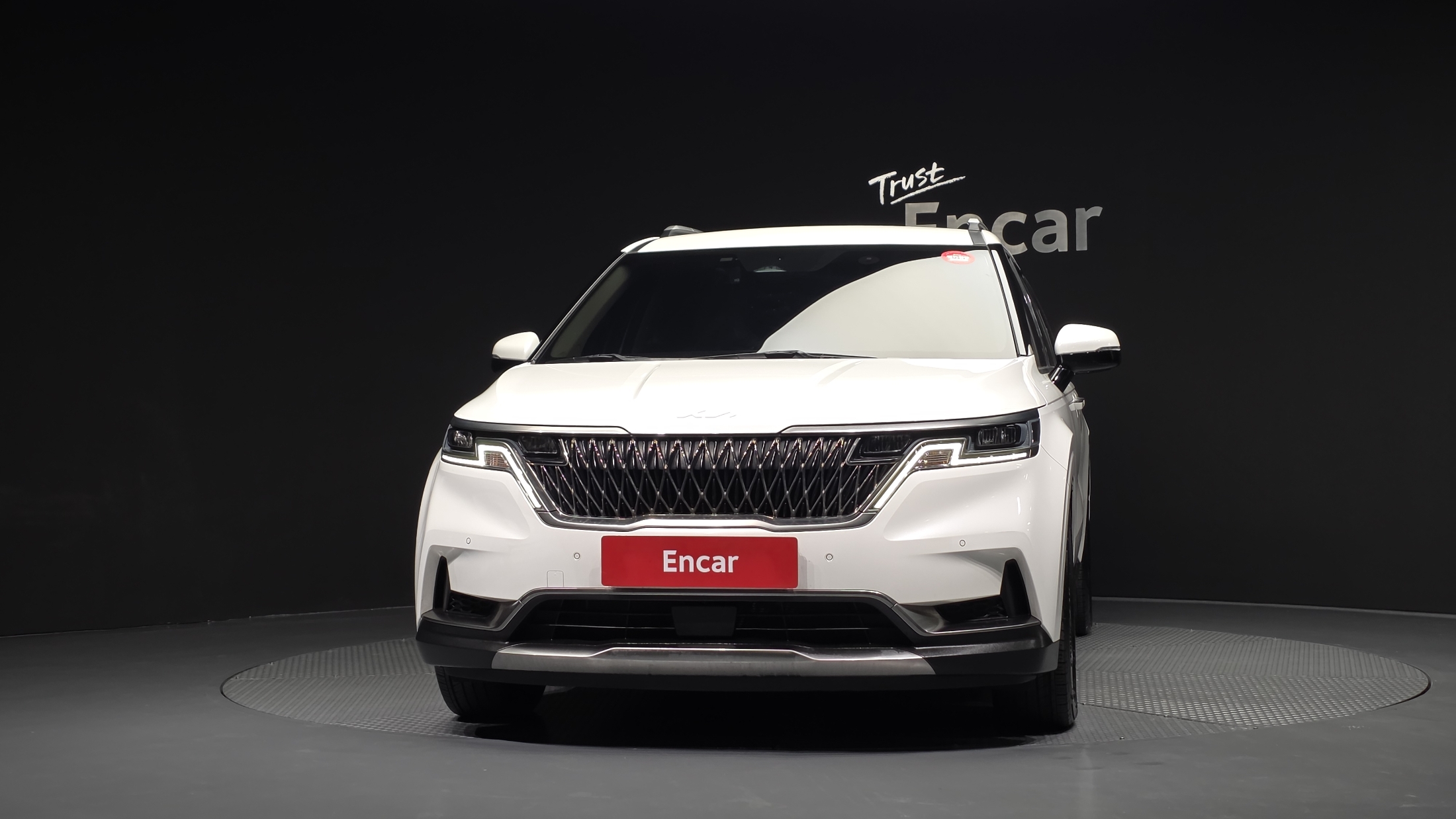 KIA CARNIVAL photo 3