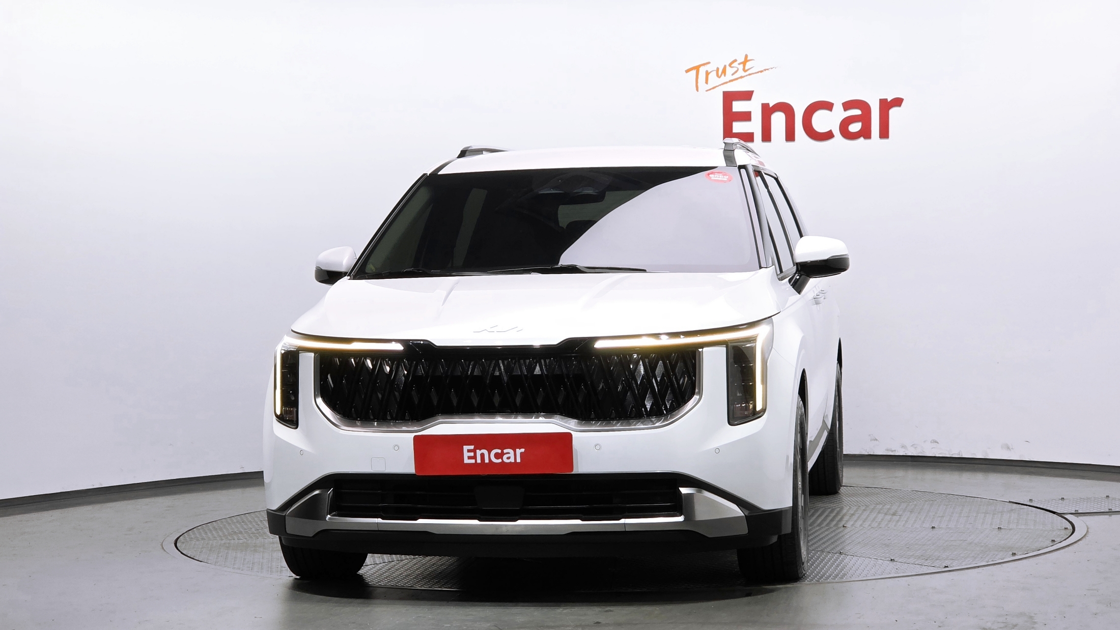 KIA CARNIVAL photo 3