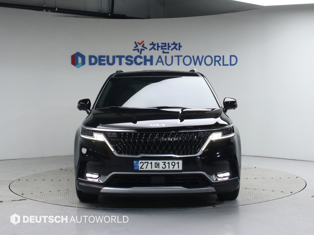 KIA CARNIVAL photo 3