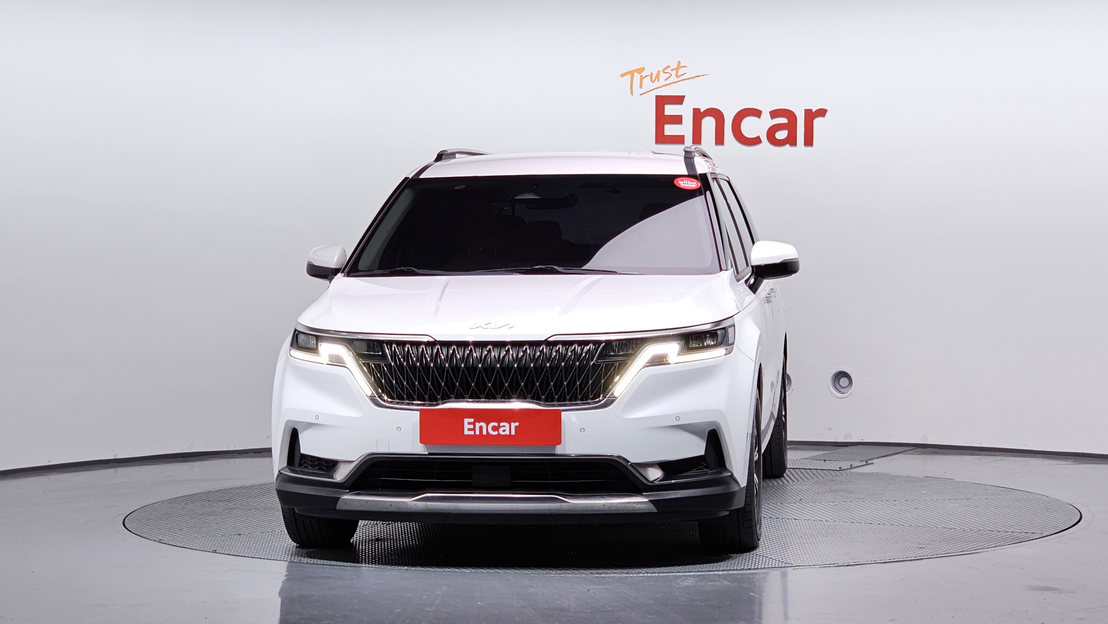 KIA CARNIVAL photo 3