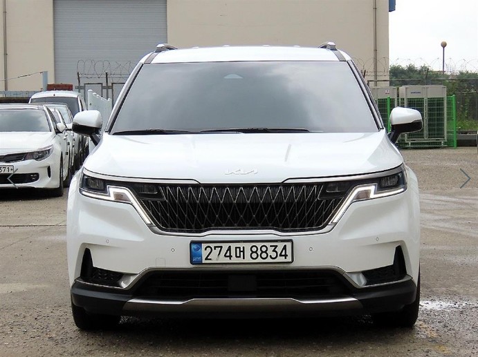 KIA CARNIVAL photo 2
