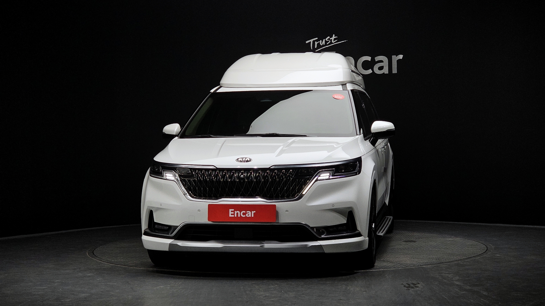 KIA CARNIVAL photo 3