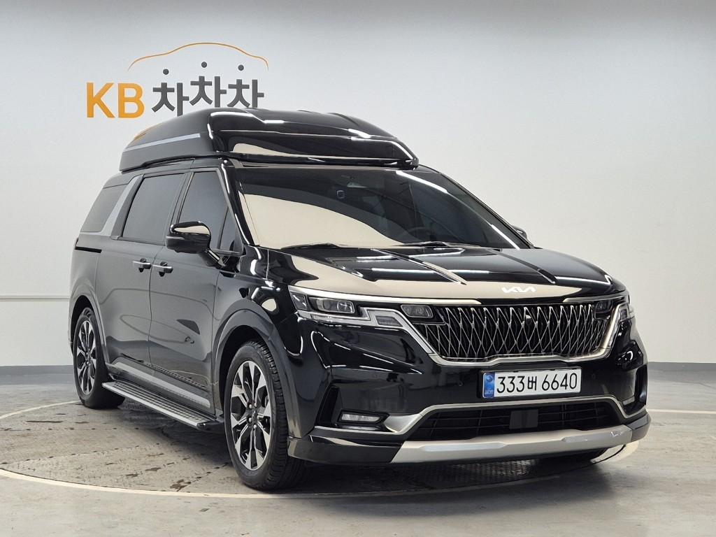 KIA CARNIVAL photo 3