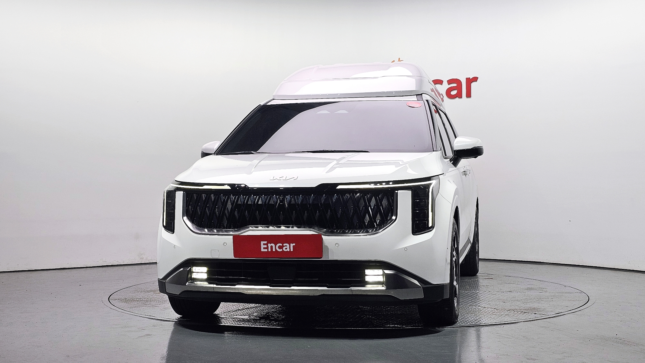 KIA CARNIVAL photo 3