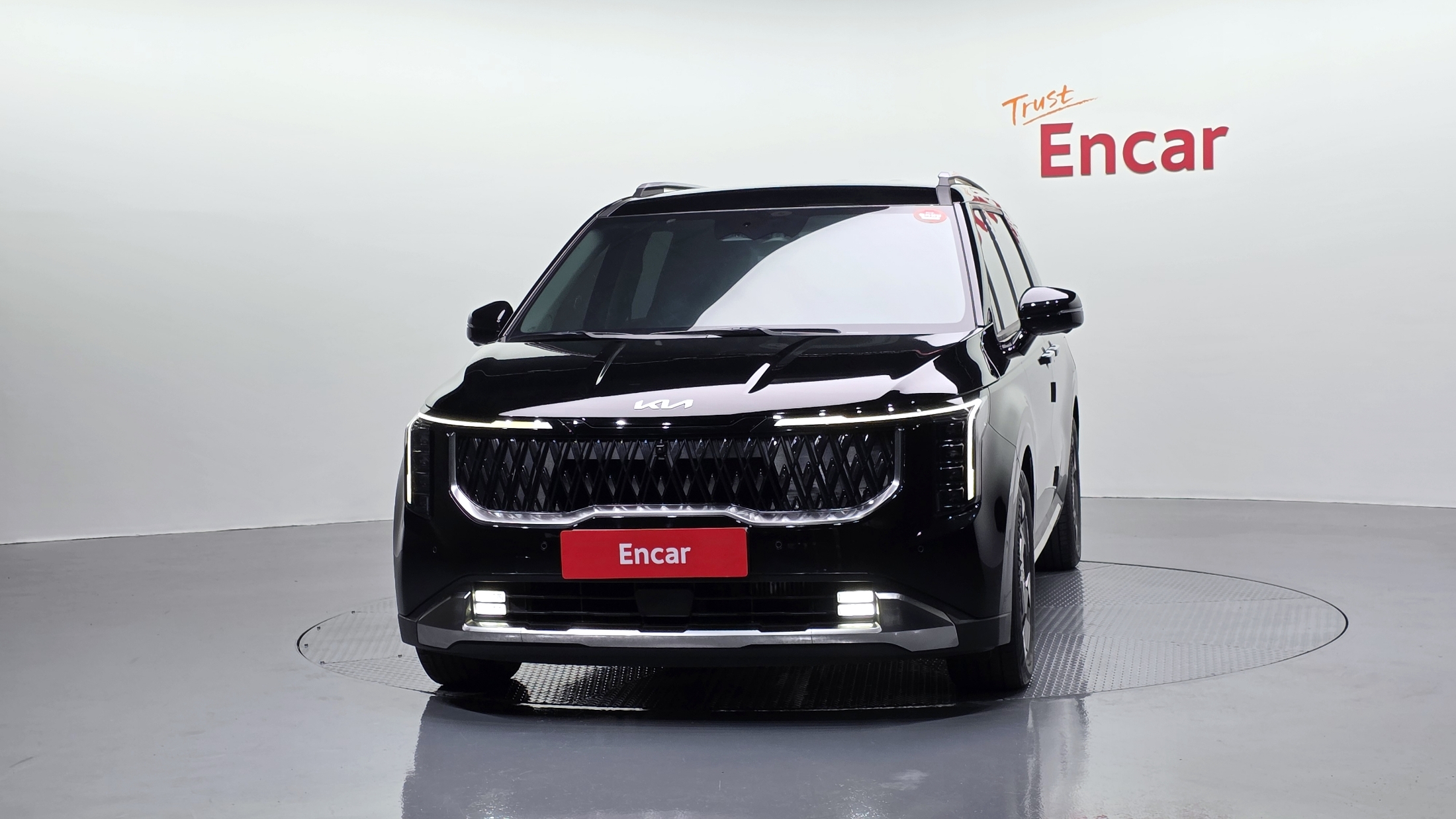 KIA CARNIVAL photo 3