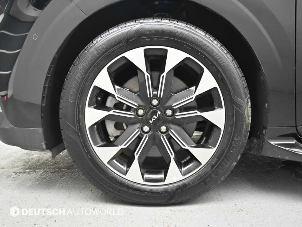 KIA CARNIVAL photo 3
