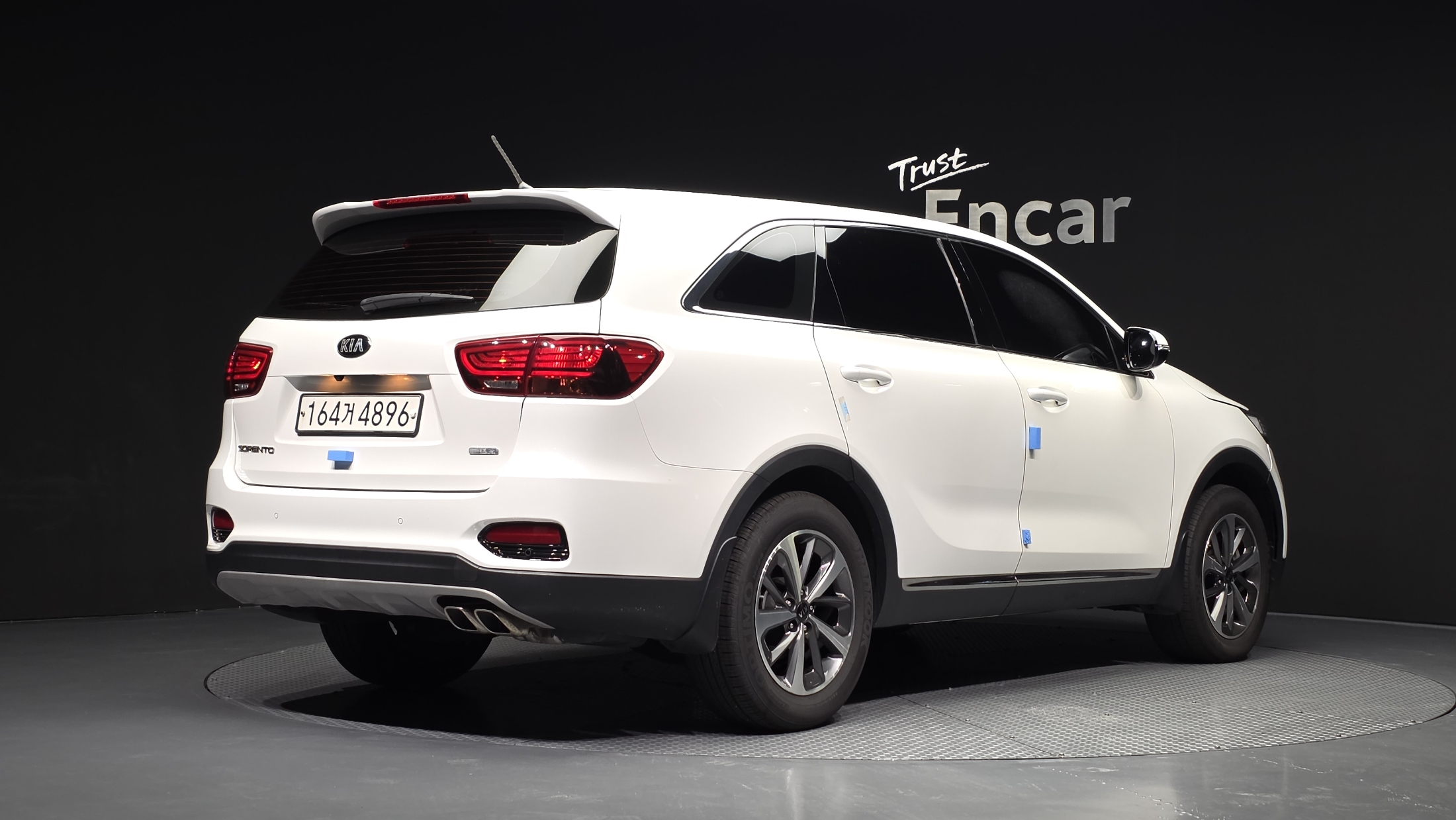 KIA SORENTO photo 2