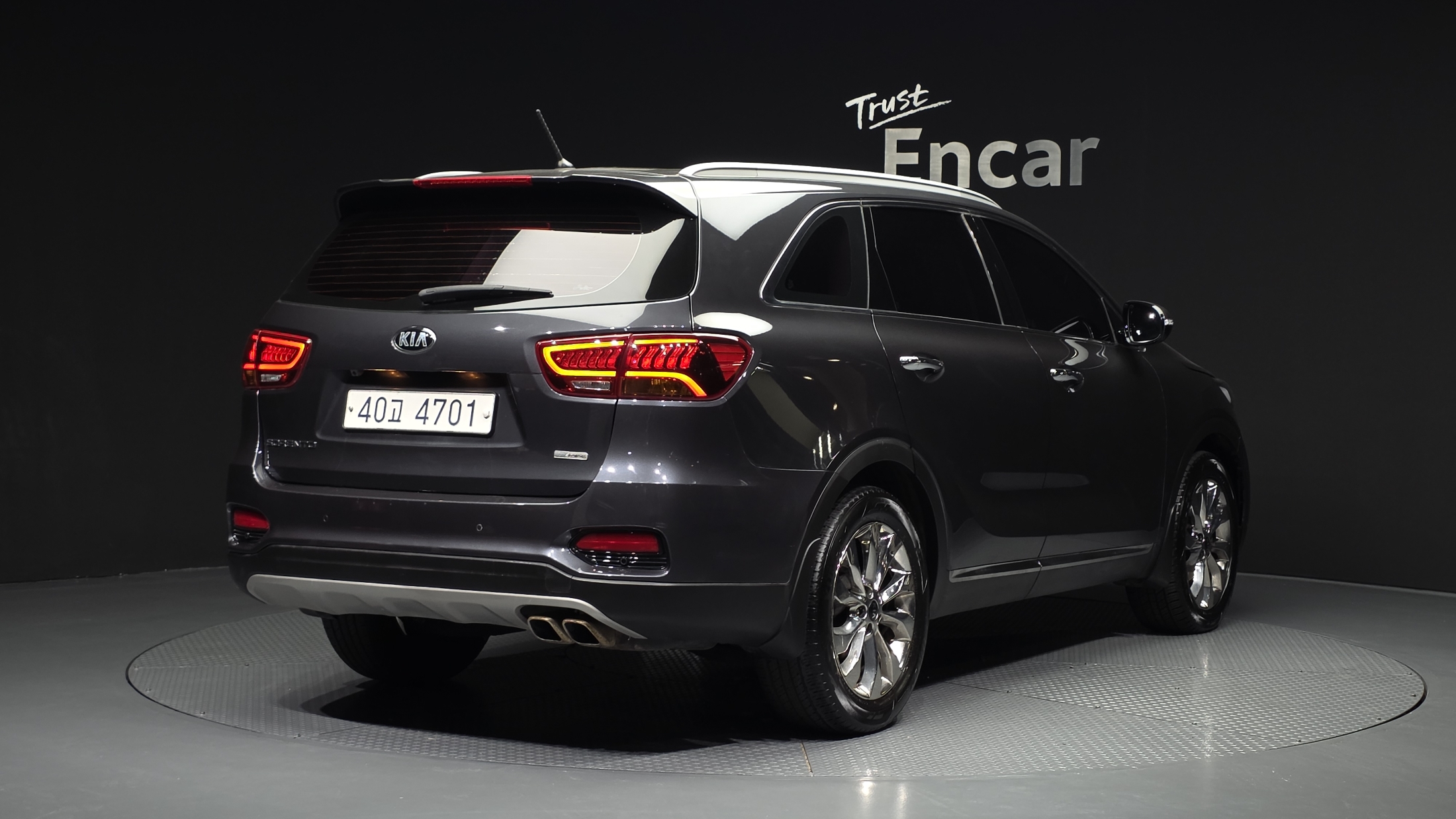 KIA SORENTO photo 2