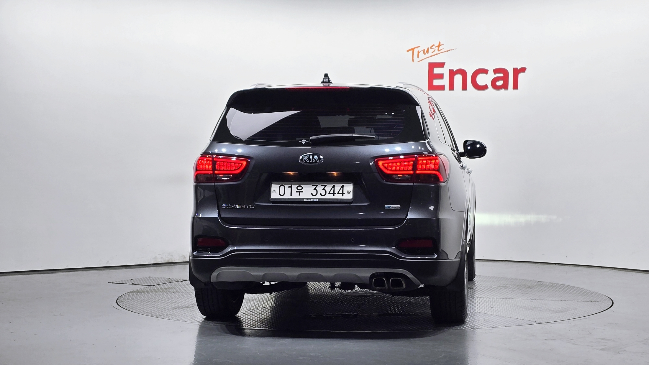 KIA SORENTO photo 2