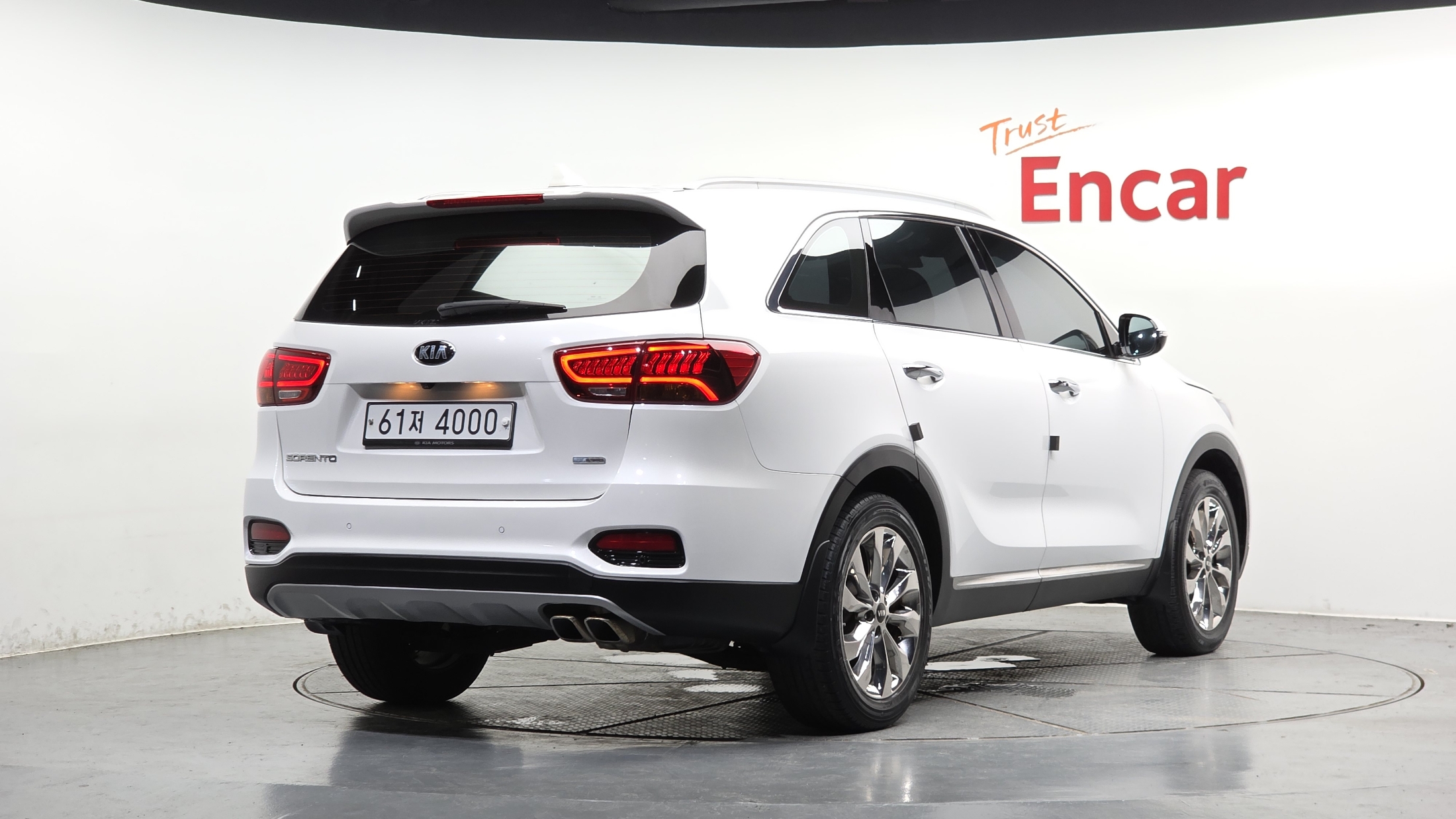 KIA SORENTO photo 2