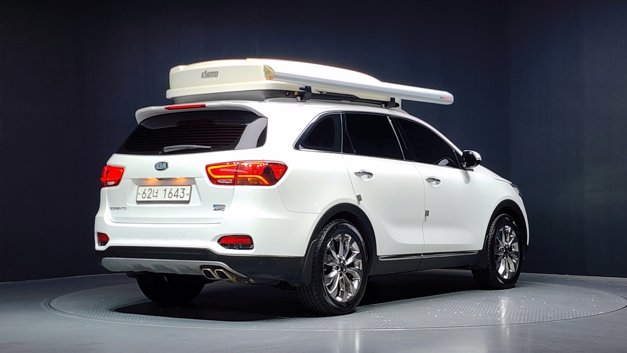KIA SORENTO photo 2