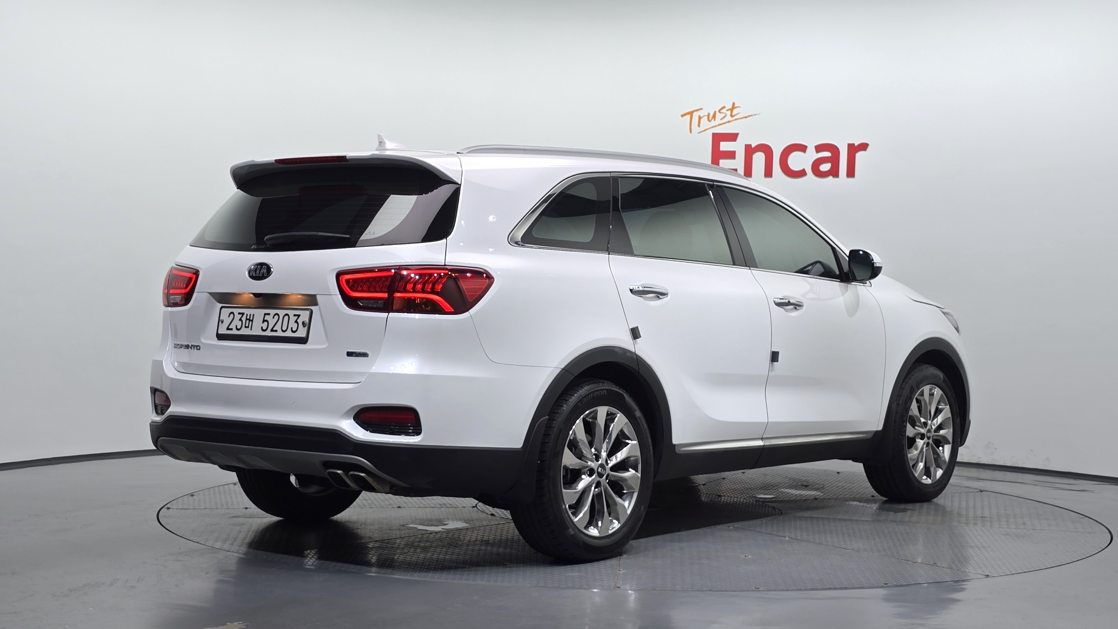 KIA SORENTO photo 2