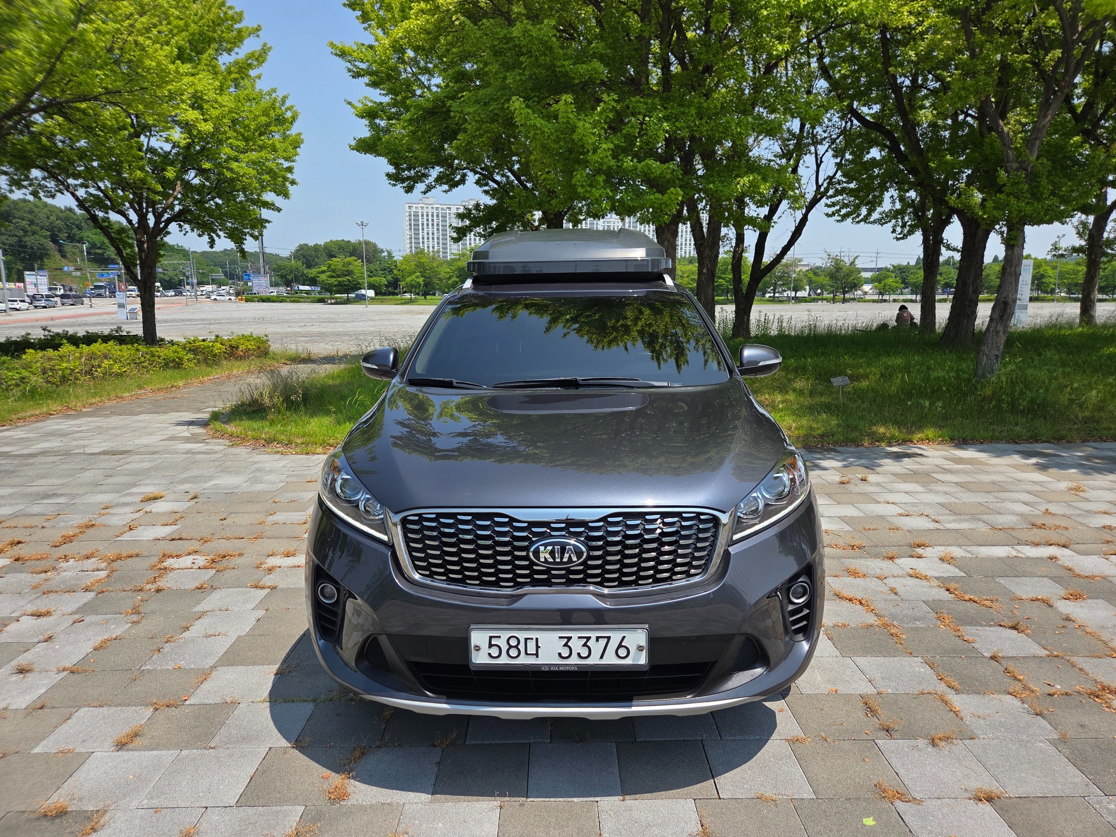 KIA SORENTO photo 2
